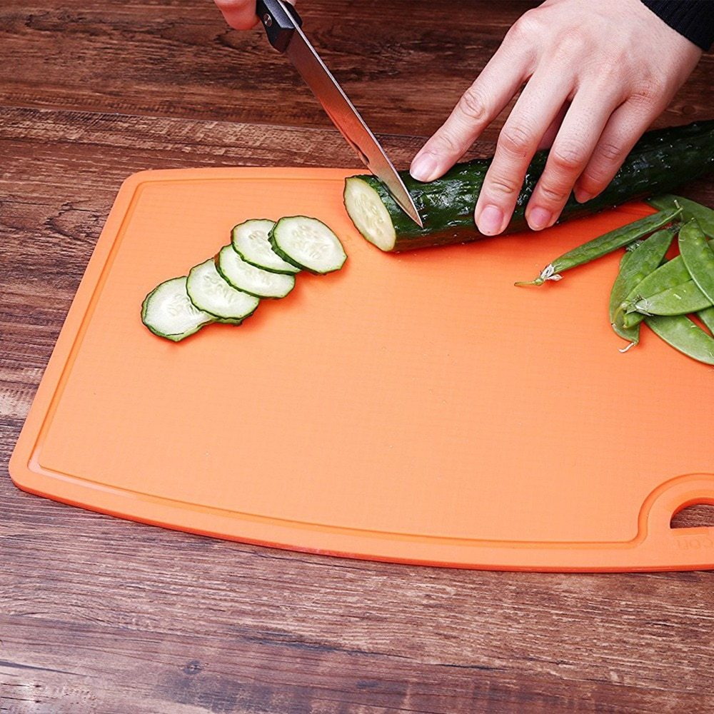 Silicone chopping board