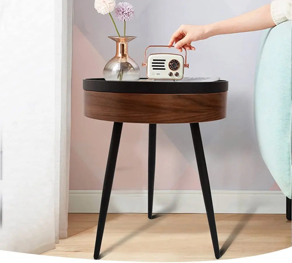 Formwell STK18 table with storage