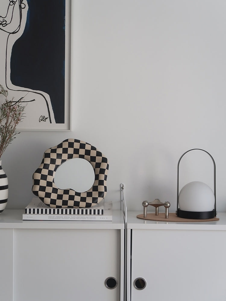 Checkerboard Decorative Mirror Makeup Mirror Bedroom Living Room Resin Shaped Desktop Mirror Tray